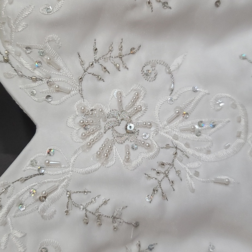 Marys Import Bridal Wedding Dress Sleeveless‎ White Beaded Embroidered Gloves 10 - Picture 4 of 16